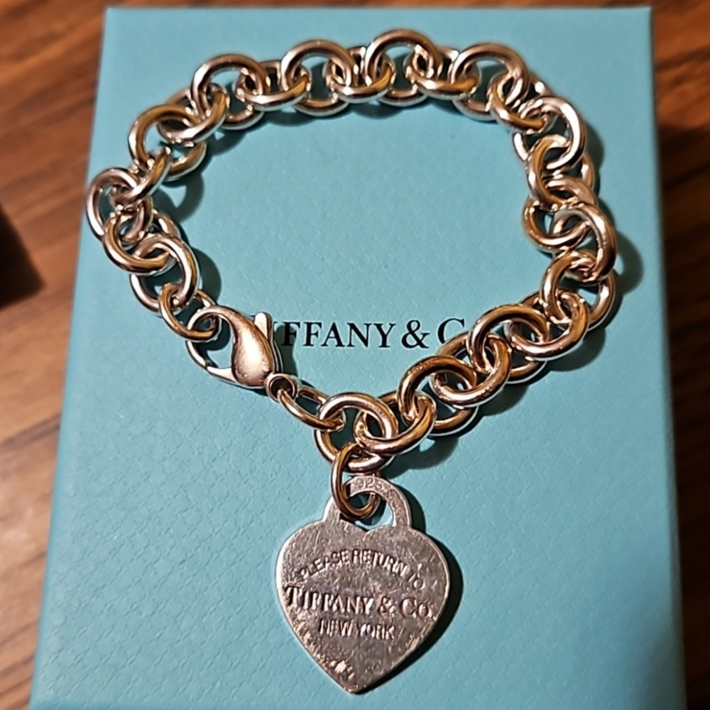 Tiffany & Co. Return to Tiffany Tag Bracelet Silver EUC!